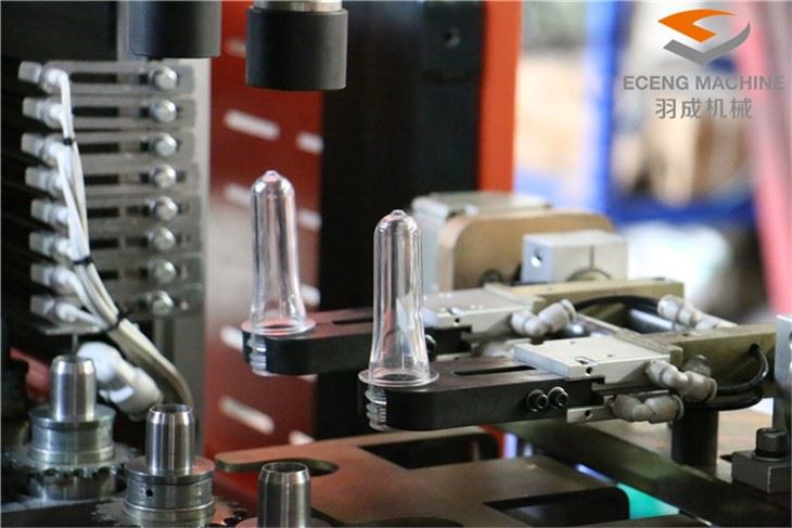 Two Cavity Plastic Bottle Blowing Machine